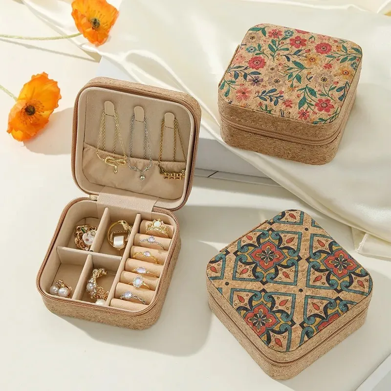 Cork Patterned Jewelry Box with Fashionable Retro Style Portable Travel Jewelry Storage Display Rings, Necklaces, Earrings