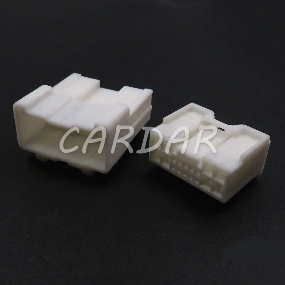 

1 Set 18 Pin 0.7 2.2 Series 6098-3901 6098-3941 Auto Wiring Terminal Hybrid Connector Car Unsealed Plastic Hosuing Socket