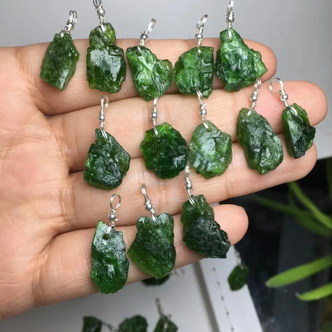 1Pc Fengbaowu Natural Raw Rough Diopside Pendant 925 Sterling Silver Crystal Healing Stone Fashion Jewelry Gift For Women