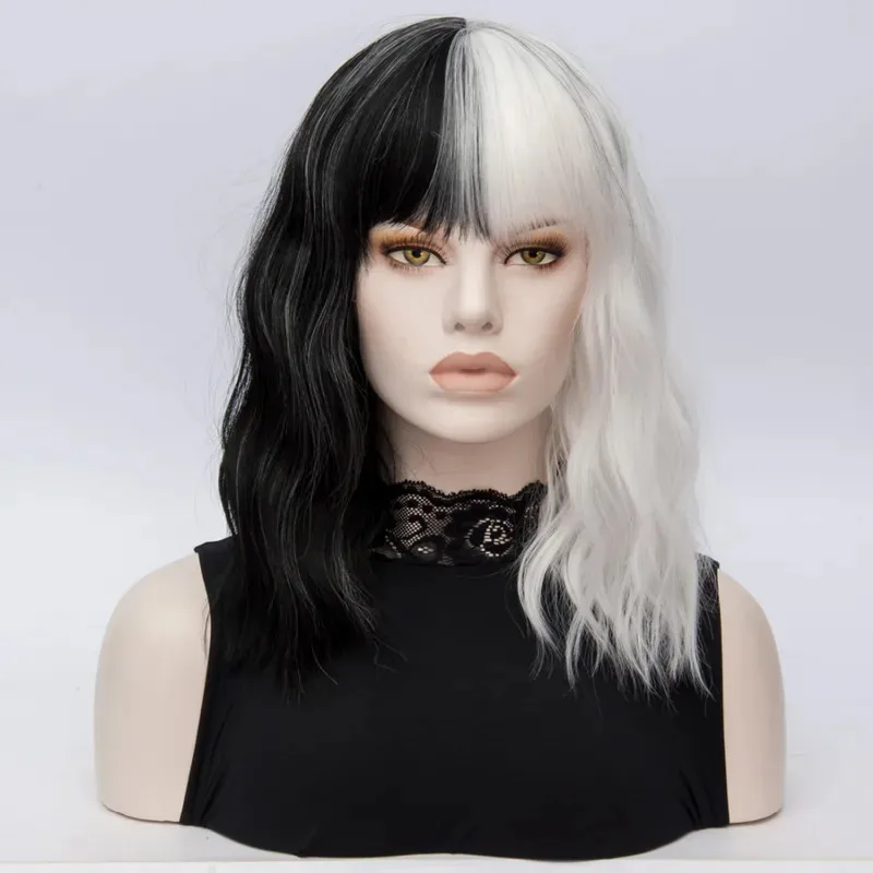 CRUELLA De Vil 코스프레 가발 Deville Curly 하프 화이트 하프 블랙 내열성 합성 머리 코스프레 가발 + 가발 모자