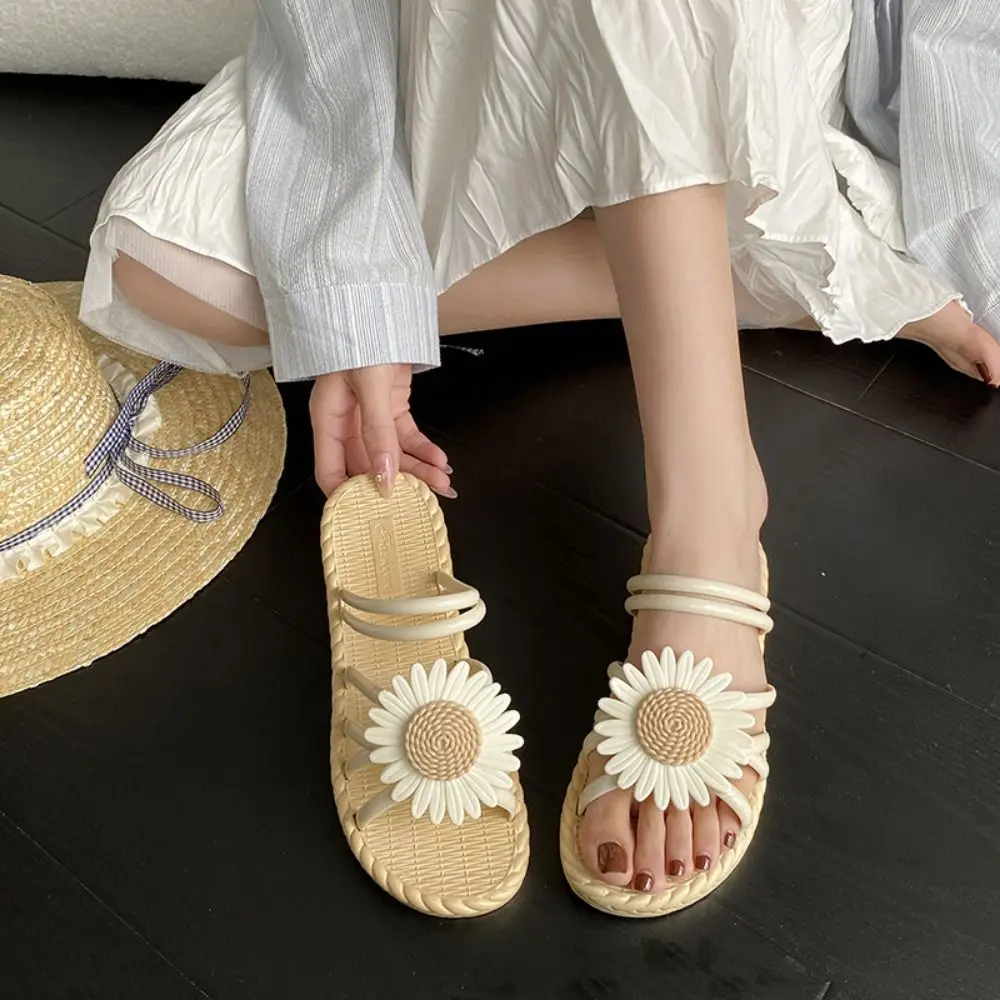 الحلو زهرة الأقحوان زهرة الشقق النعال المضادة للانزلاق النعال البلاستيكية للنساء موضة البوهيمي نمط ديزي يقلب يتخبط المنزل