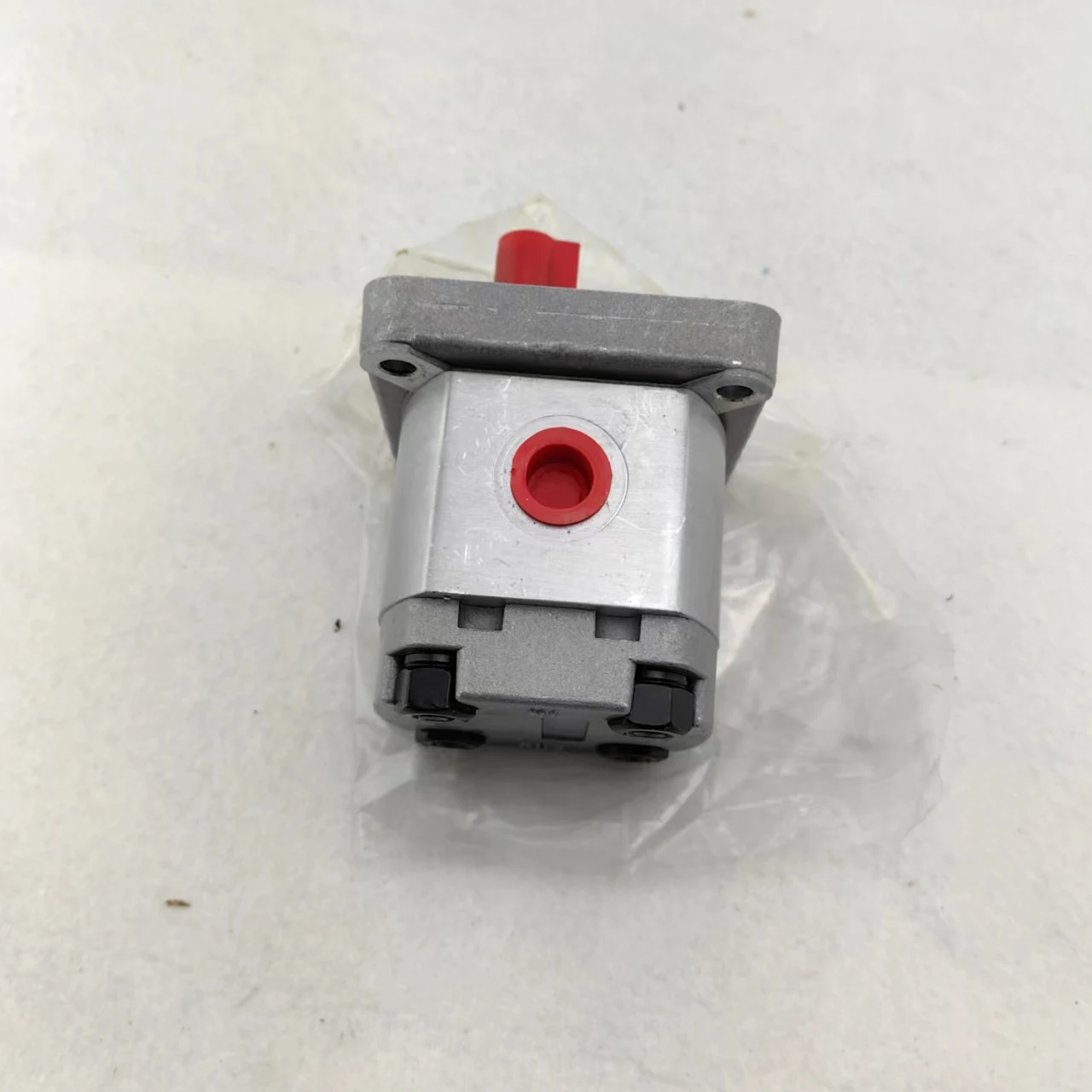 Hydraulic Oil Pump Gear Pump HGP-1A-F1RX4B HGP-1A-F2RX4B HGP-1A-F3RX4B HGP-1A-F4RX4B 4-Hole Installation