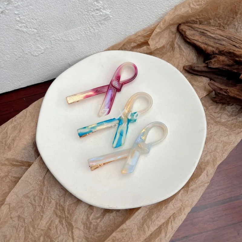 

1 шт. женские летние заколки для волос в форме бабочки, заколки с ацетатной лентой для отслаивания волос, нескользящие заколки на лбу с шелковым ощущением