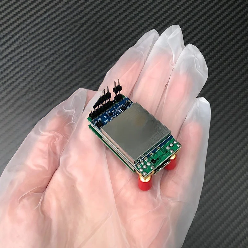 

Quadrotor 1.2/1.3Ghz Dual Antenna VRX Video Receiver 9CH Wide Band 1080MHz to 1360MHz for Fatshark/SKYZONE/DJI Goggles V1 V2