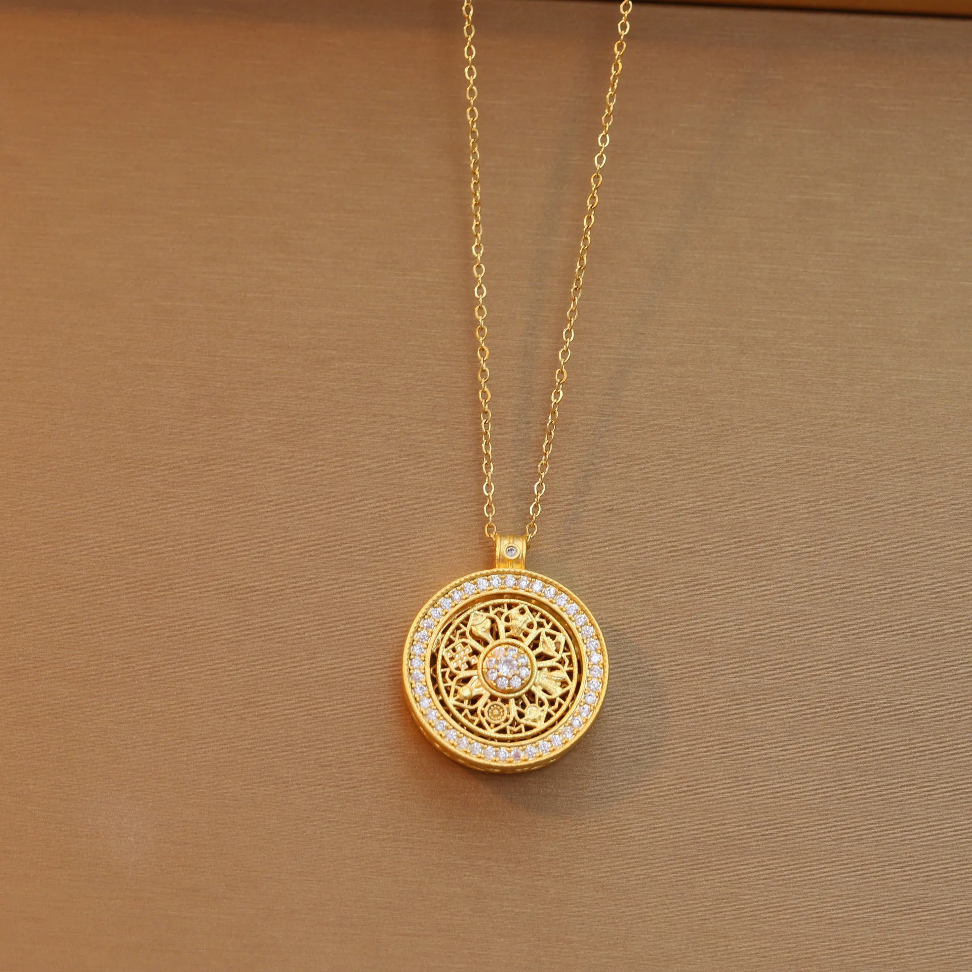 الذهبي تدوير ثمانية كنوز البوصلة قلادة للرجال النساء فتاة الفولاذ المقاوم للصدأ سلسلة كريستال قلادة قلادة مجوهرات هدية #4