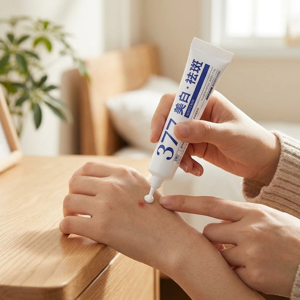 Powerful Spot-Removing Whiten Cream Anti Freckle Cream Hydrating Moisturizer Spot Remover For Glowing Skin Care 30g