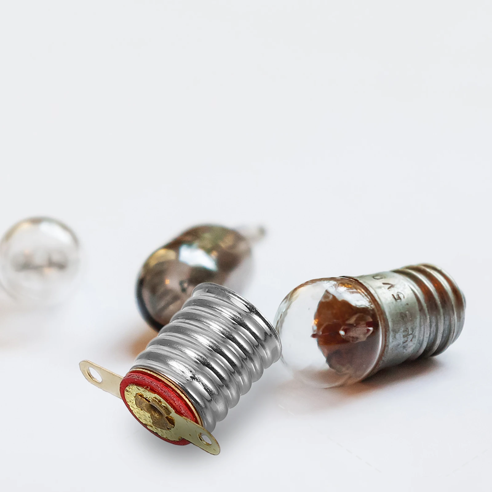 

20 Pcs Lamp Holder Bulb Base with Bracket Led Screw Socket Circuit Mounting Silver Electrical Light Bases