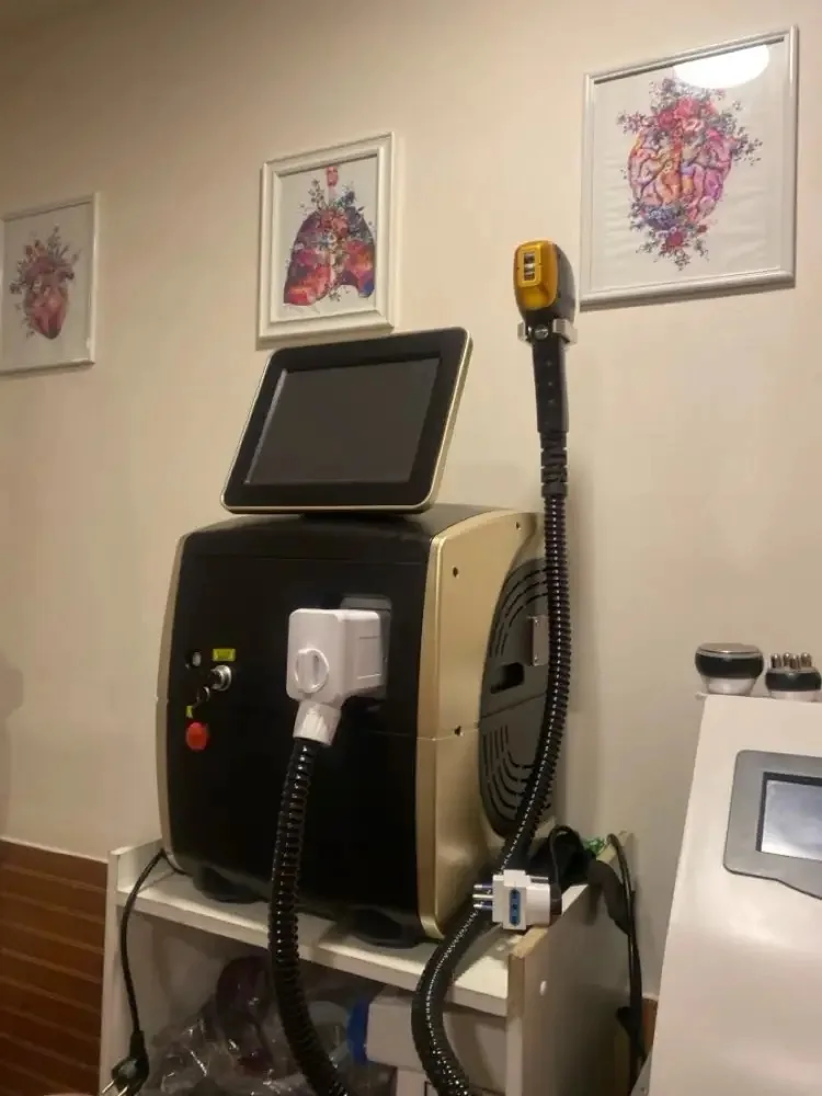 

4000 Вт лазерный ледяной платиновый тройной длина волны 755 808 1064 ледяной диодный лазер эффективный аппарат для удаления волос