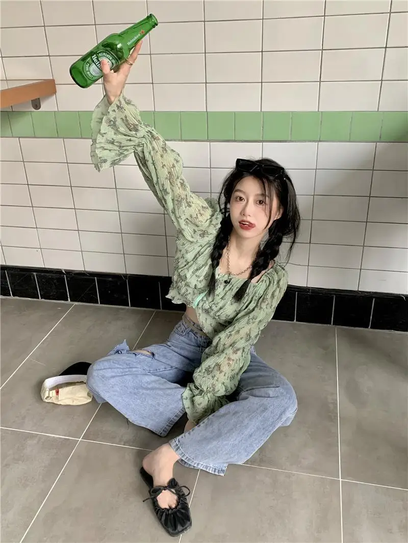 Girl Floral High Waisted Design Short Shirt Long Sleeved Sunscreen Top Shirt