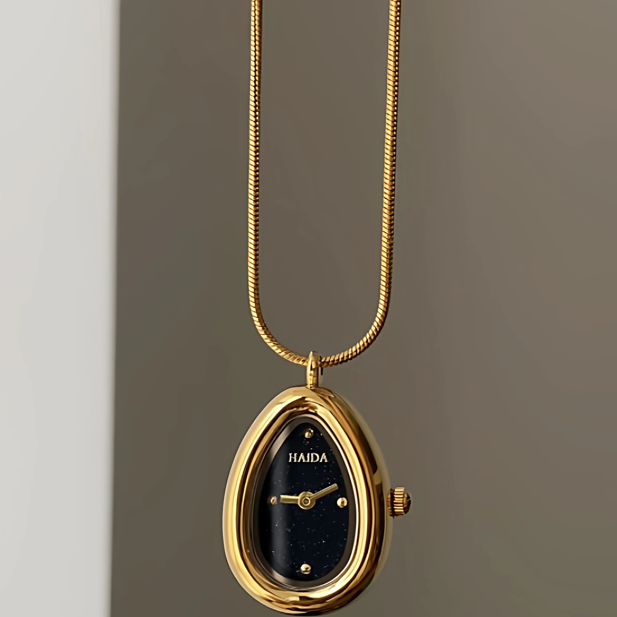 

Тип браслета с каплями воды, легкие роскошные художественные дизайнерские часы, новые качественные модные золотые часы из нержавеющей стали, подарок для женщин