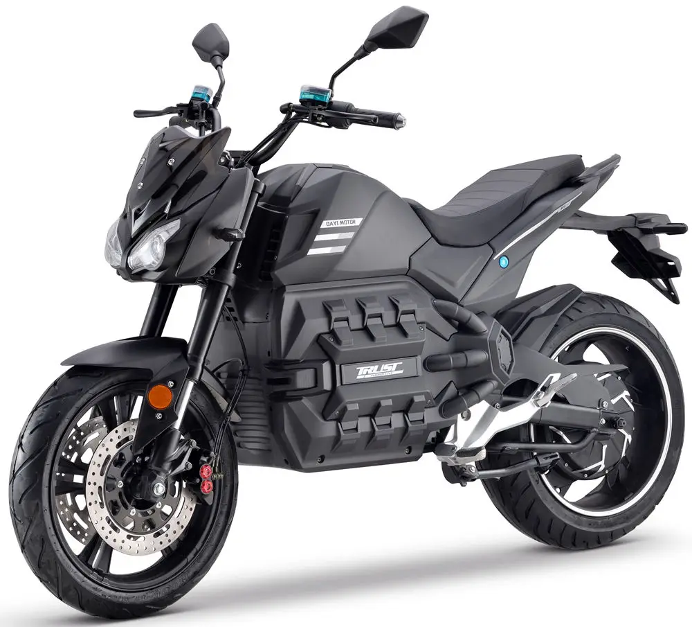 

Мощный двигатель 2000 Вт, обеспечивающий максимальную скорость 65 км/ч, с высокой эффективностью и быстрым разгоном.