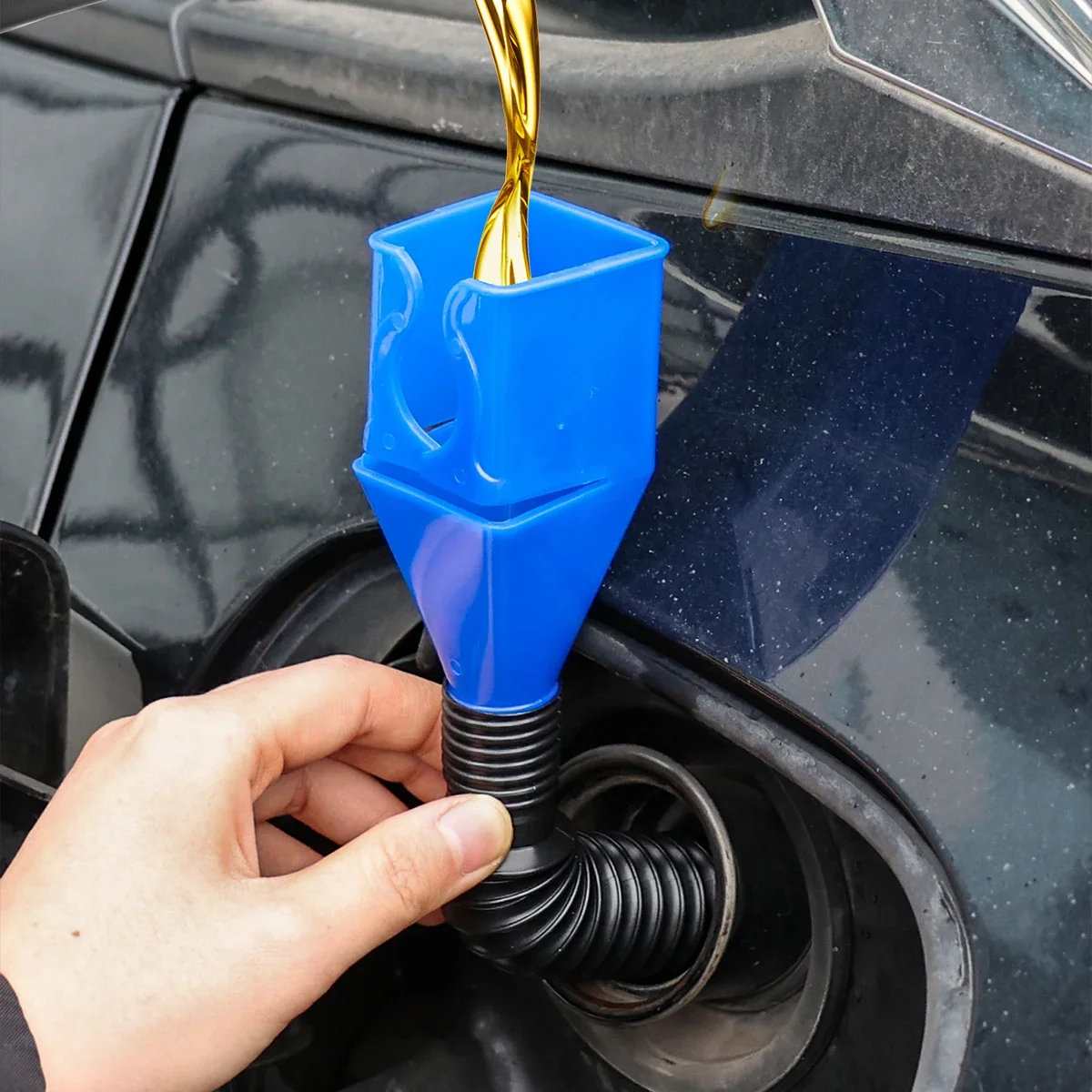 Car Folding Telescopic Hose Fueling Funnel Gasoline Engine Oil Funnels Auto Motorcycle Refueling Accessory Filter Transfer Tool