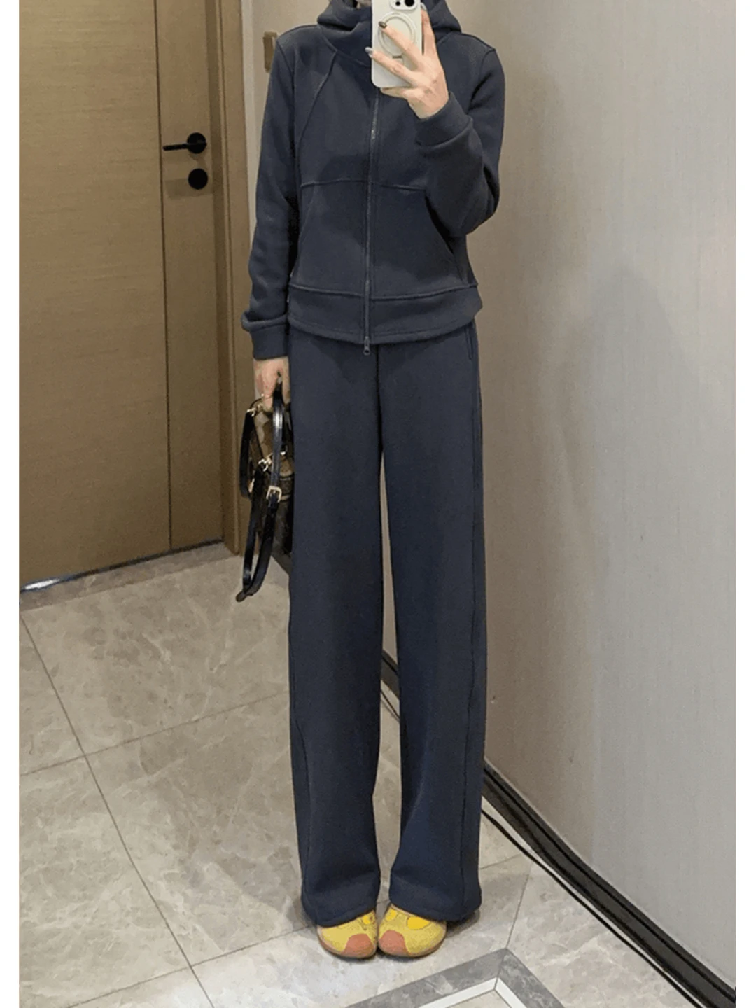 

Женский свободный крой на подкладке Thiened Fce, осенне-зимний комплект, толстовка с капюшоном, джанет и прямые брюки, теплый комплект из двух предметов