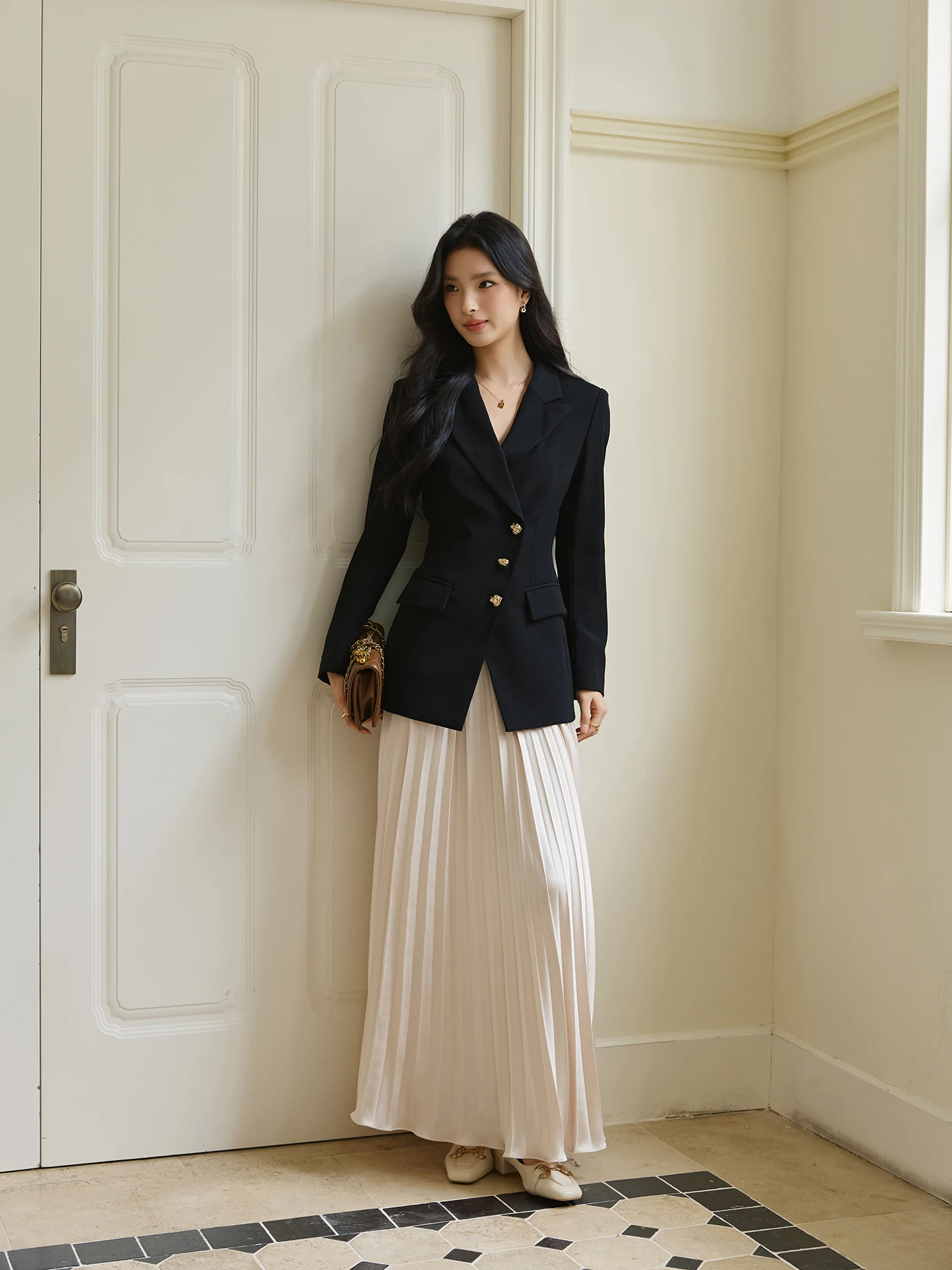 

Bla Tailored Jaet Women's Faioned Slim Fit Waist-Cinching Suit Coat Ele Sle Commute Wind Long Sve Button Closure