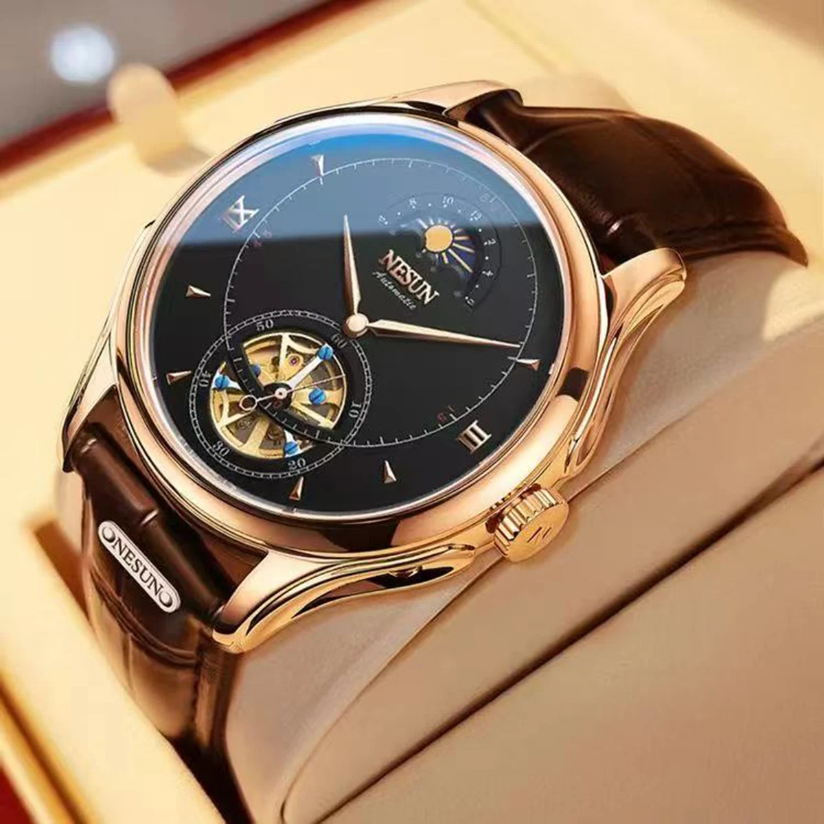 ساعة NESUN للرجال: ساعة ميكانيكية أوتوماتيكية بالكامل للرجال مع دولاب الموازنة الهياكلية وساعة رجالية كاجوال مضيئة