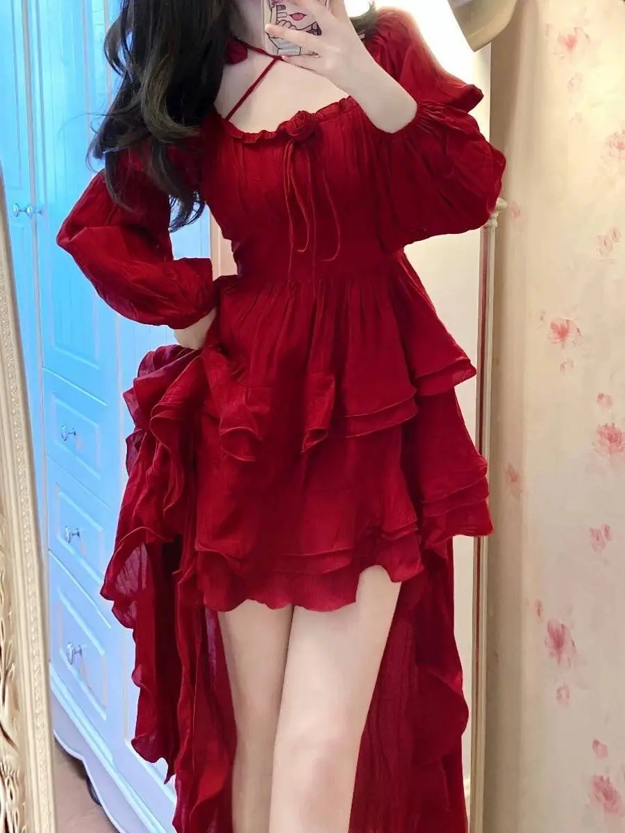 Primavera Nuovo Dweet Kawaii Abito Rosso Ragazza Moda Irregolare Orecchio di Legno Increspature Grande Altalena Coda Treno Fata Abito Corto