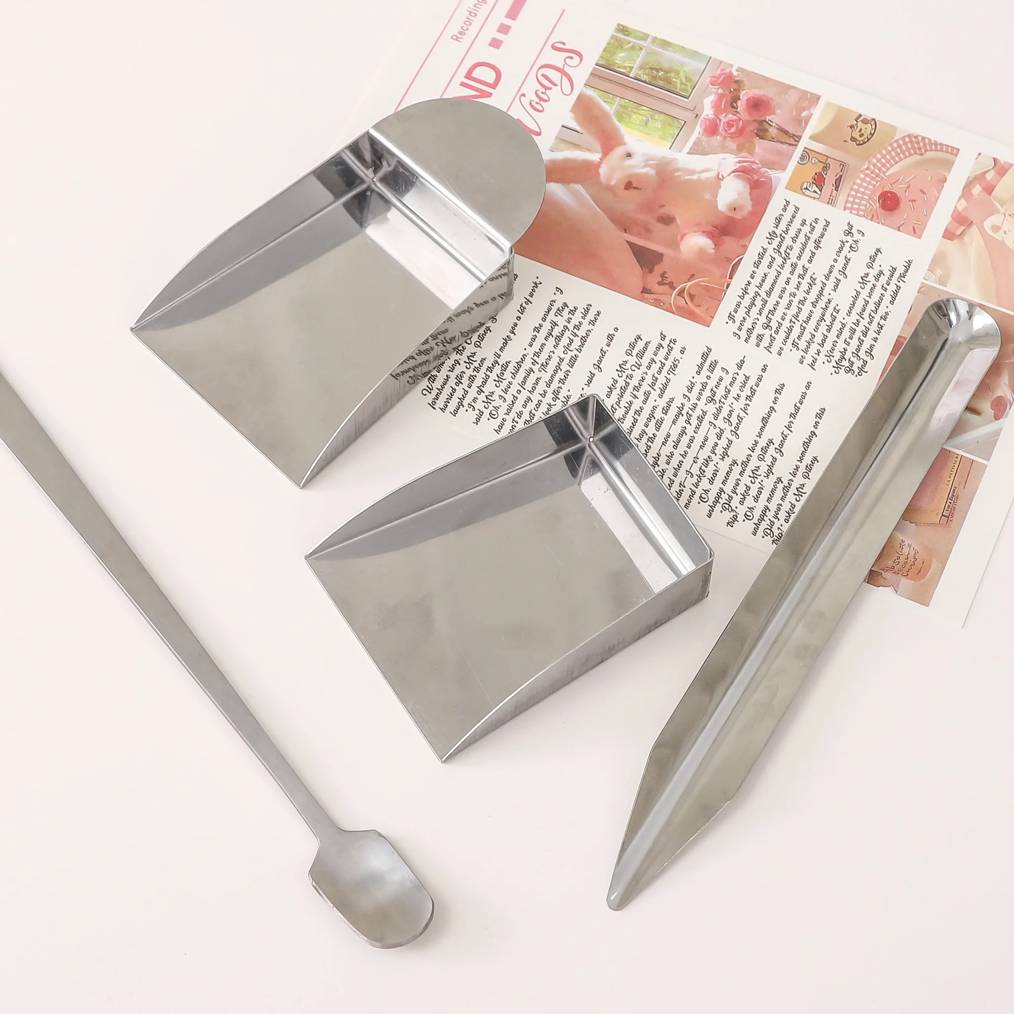 1PC Stainless Steel Seed Bead Scoop Metal Shovel Spoon Tools for Handmade DIY Jewelry Beading Bead Collection and Organization