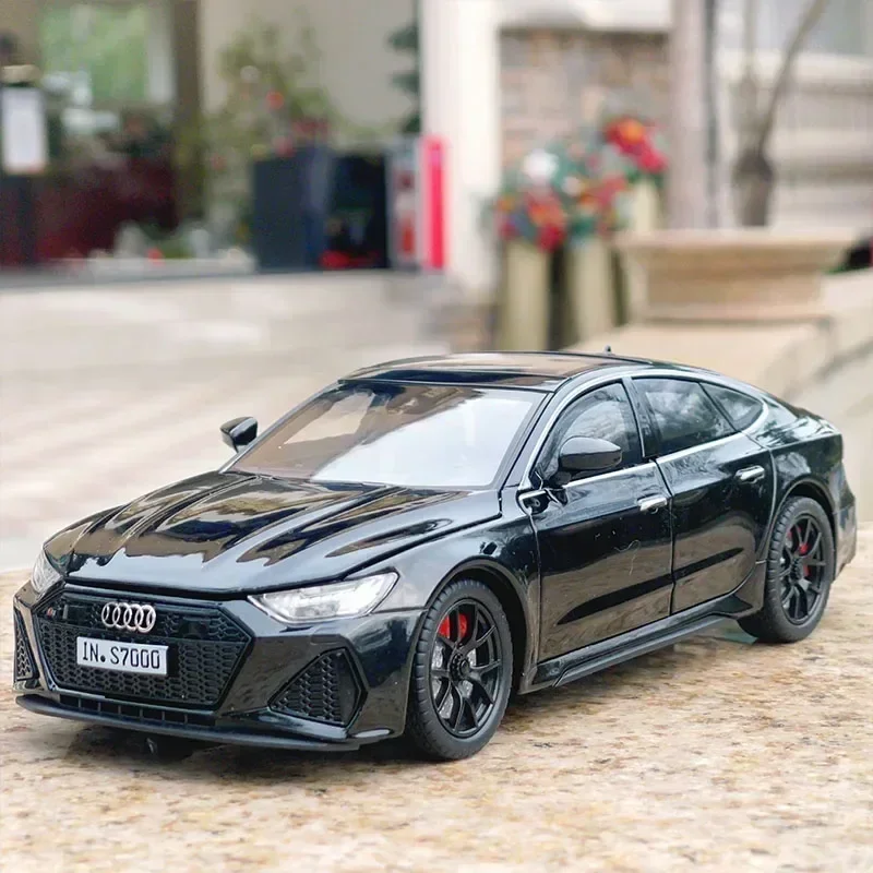 

1:24 Audi RS7 Sportback, модель автомобиля из сплава, литая под давлением металлическая модель игрушечного автомобиля, имитация звука и света, детские подарки