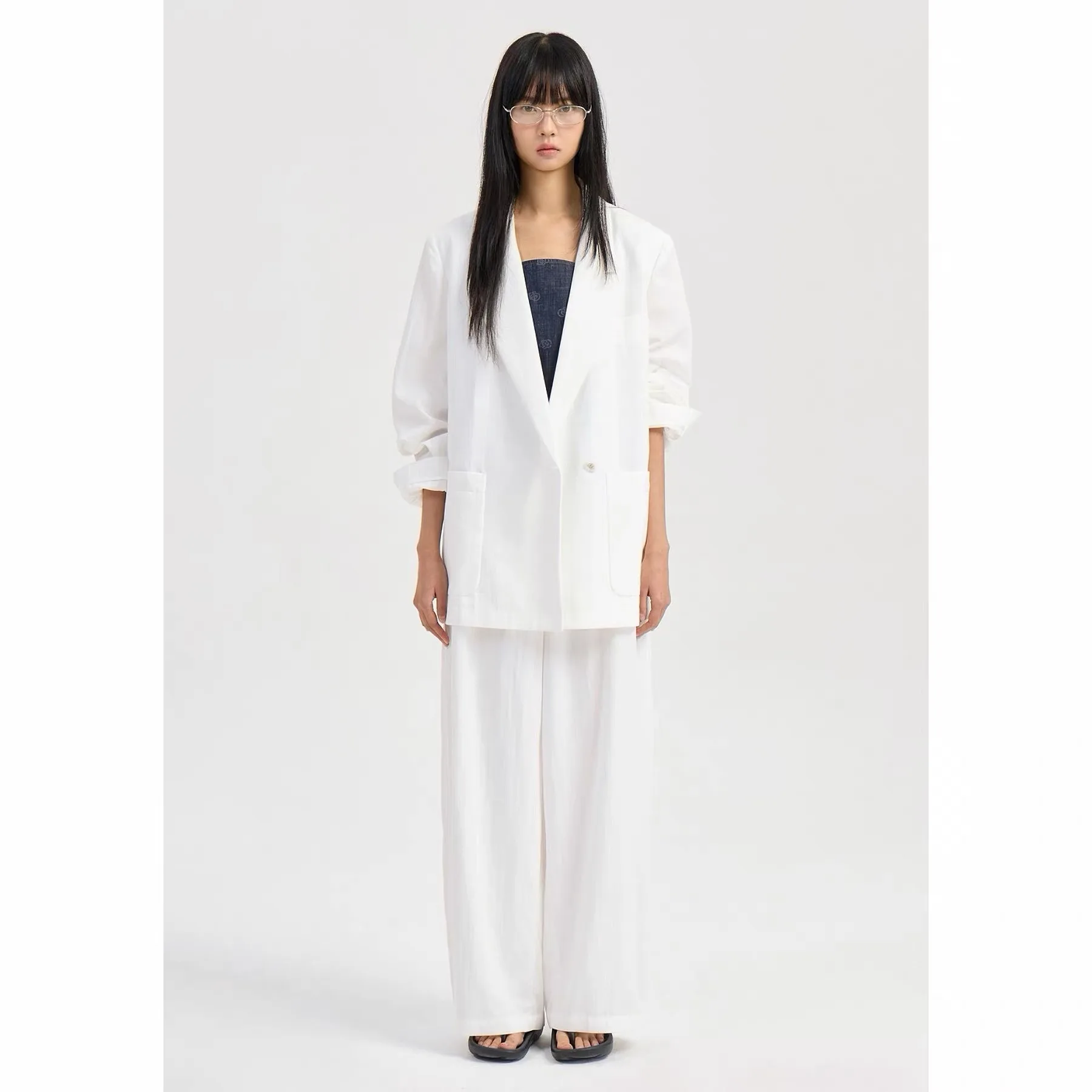 Chaqueta de Traje Versátil Lemon Remote LUC26 para Mujer, Cuello Solapa, Abertura Trasera, Ajuste Holgado, Manga Larga, Color Puro, Ideal para el Día a Día