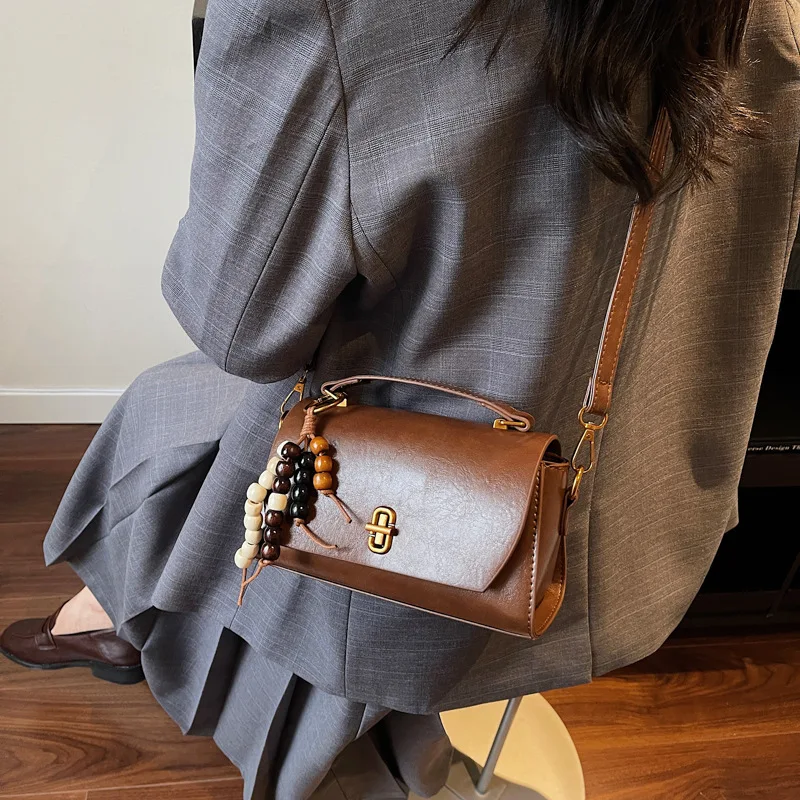 

2025 A/W Big Work Tote for Professionals, Spacious Laptop Bag Multi-functional Shoulder Crossbody, Commuter Bag for Office