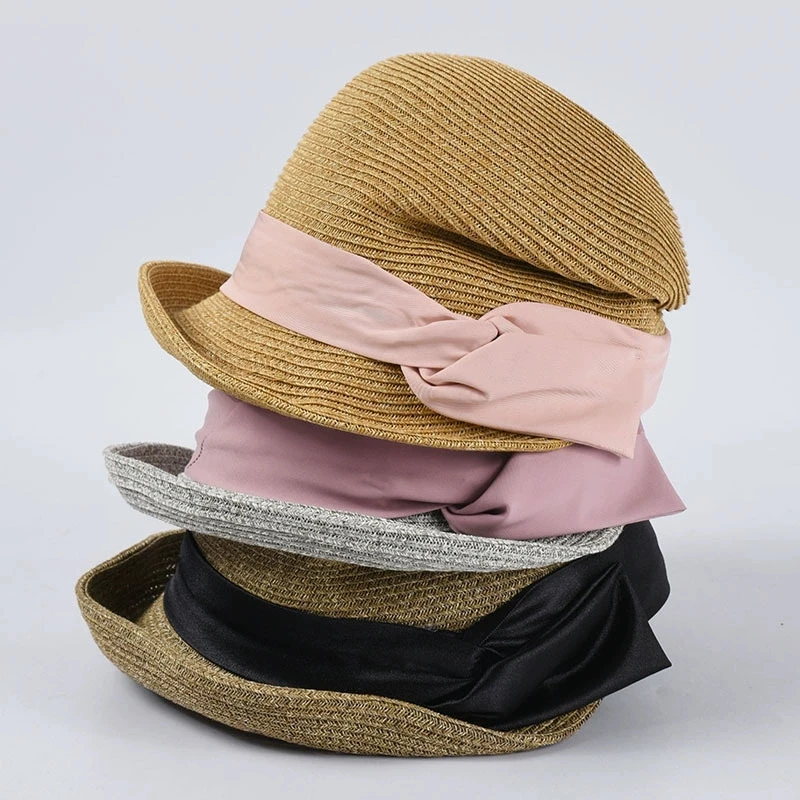 Damski letni plisowany kapelusz słomkowy z nieregularnym wykończeniem i podwiniętym rondem, elegancki kapelusz typu bucket z kokardą na ronda, składany kapelusz rybacki