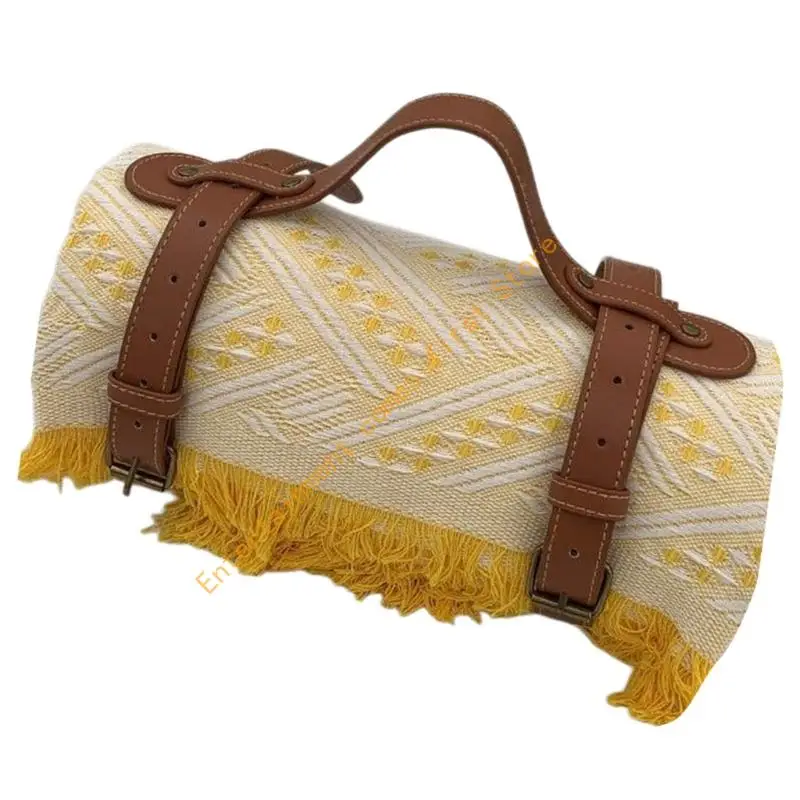 Comfortable 180x180cm Outdoor Blanket Suitable For Meals Walking And beach Relaxation 55KD
