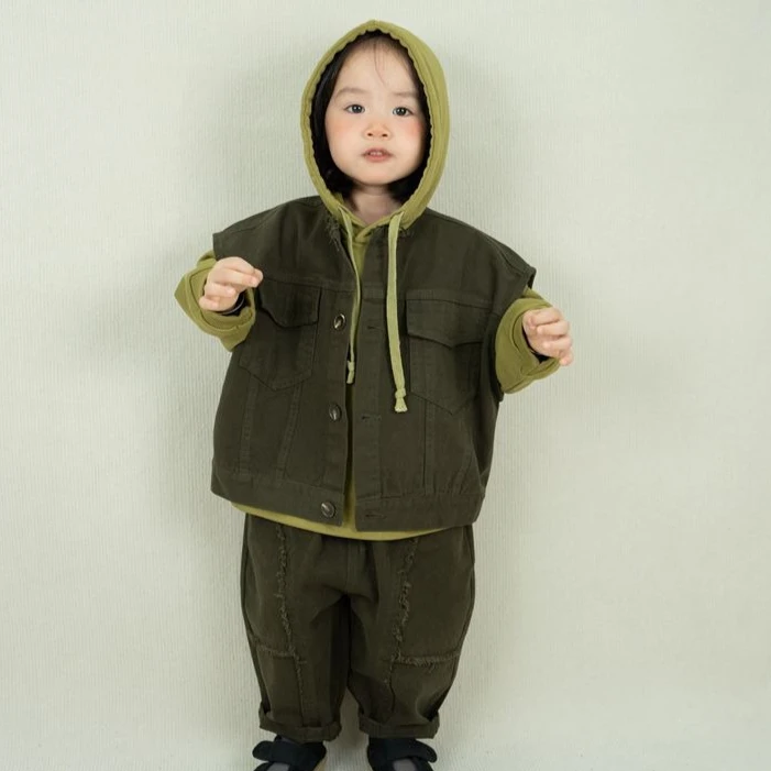 Boys Pants 2026 Spring and Autumn New Children's Clothing Korean Style Boys and Girls Foreign Style Rough Edge Overalls Vest