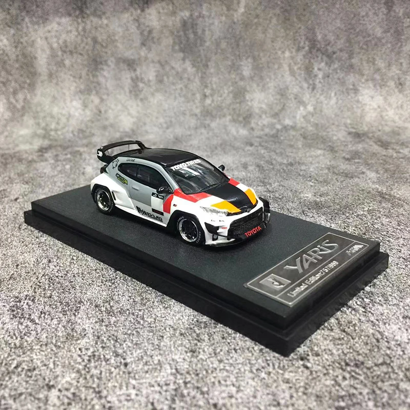 HKM 1:64 Model Car GR Yaris Pandem Rocket Bunny Wide Body Refitting