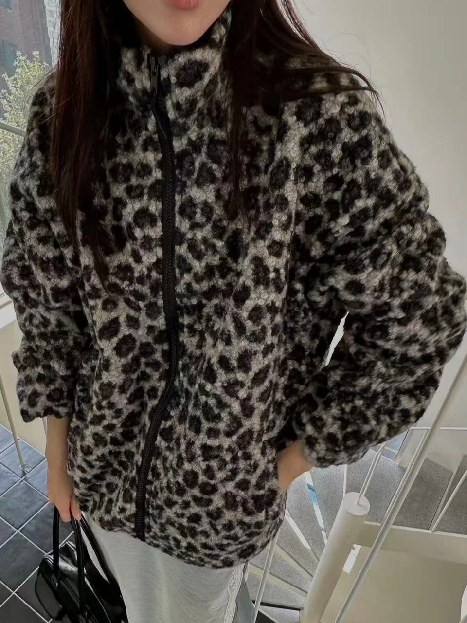 

Женское пальто на молнии с подкладкой из искусственного меха, винтажное пальто с леопардовым принтом, внутреннее теплое модное большое пальто, осень-зима, новый Sle
