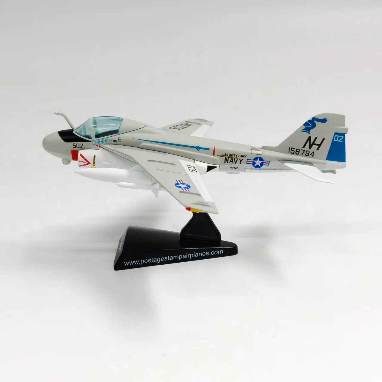 1/140 A-6e Intruder Attack Aircraft Va-52 Knights Squadron Simulated Aircraft Model Collection Gift