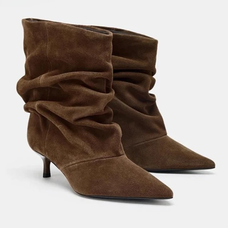 

Замшевые коричневые женские ботинки на каблуке в стиле ретро, плиссированные короткие ботинки на низком тонком каблуке, женские брендовые дизайнерские ботильоны с острым носком