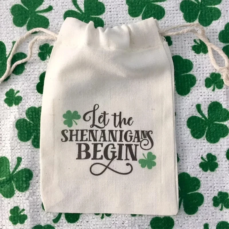 20pcs Let the Shenanigans Begin Shamrocks St. Patrick's Day bag Lucky Irish Party Decoration Table top display welcome guest gif