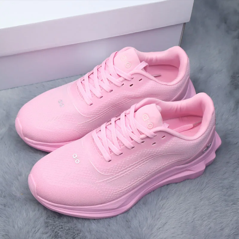 

New men's and women's comfortable breathable ultra-light outdoor running casual sports shoes fashion sneakers