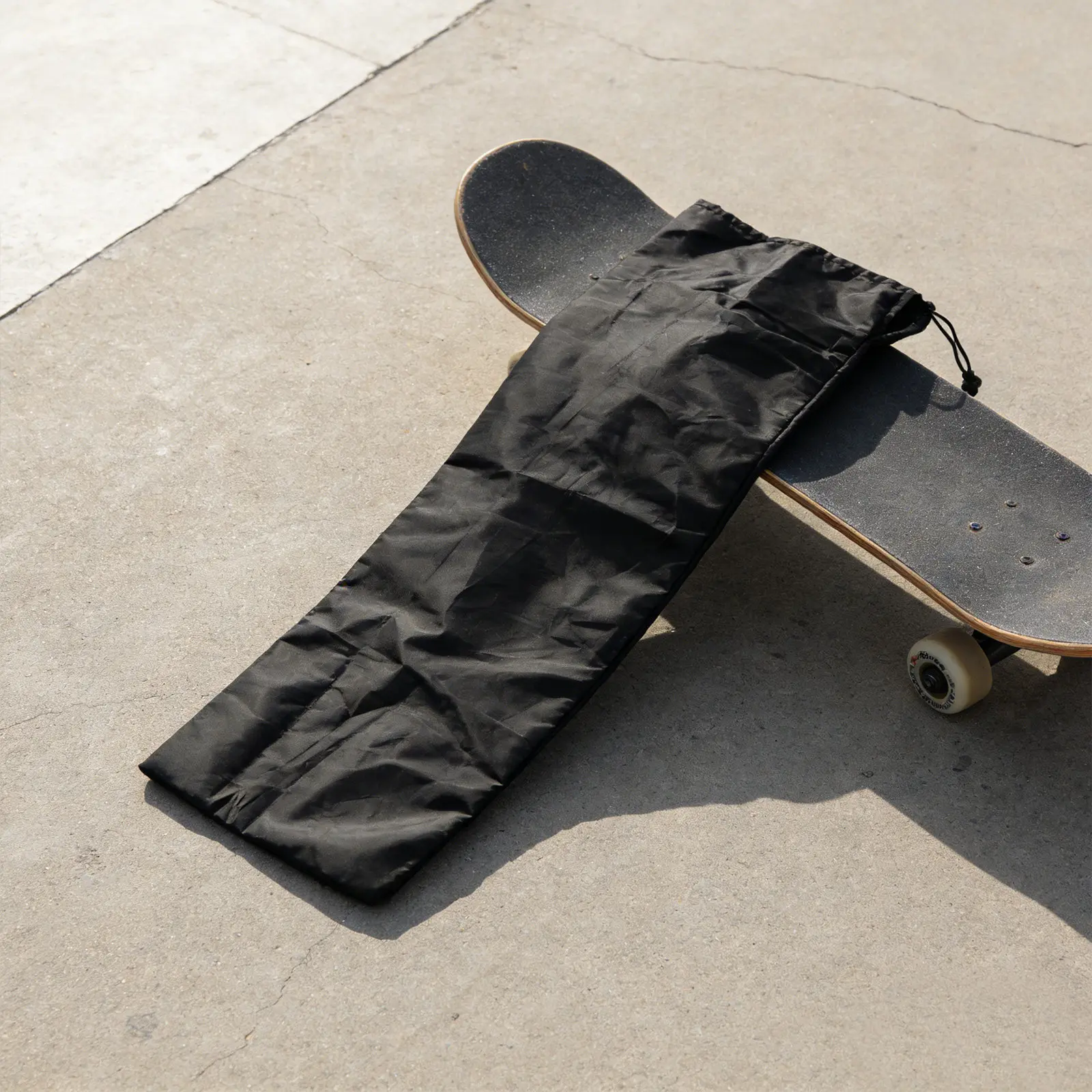 

Double Tilt Thickness Skateboard Bag Compact Lightweight Portable Skateboard Carry Bag Shoulder Strap Drift Board Rucksack