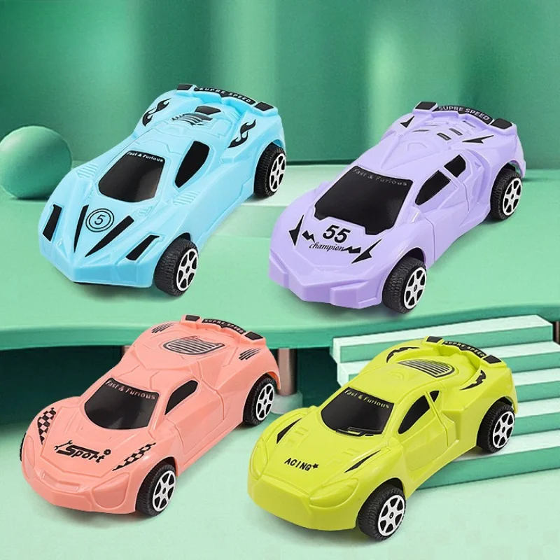Simulatie van traagheidsauto voor kinderen Plastic Duurzaam Trek Racing Traagheid Speelgoedauto Mini Cartoon CarToy Cadeau voor kinderen