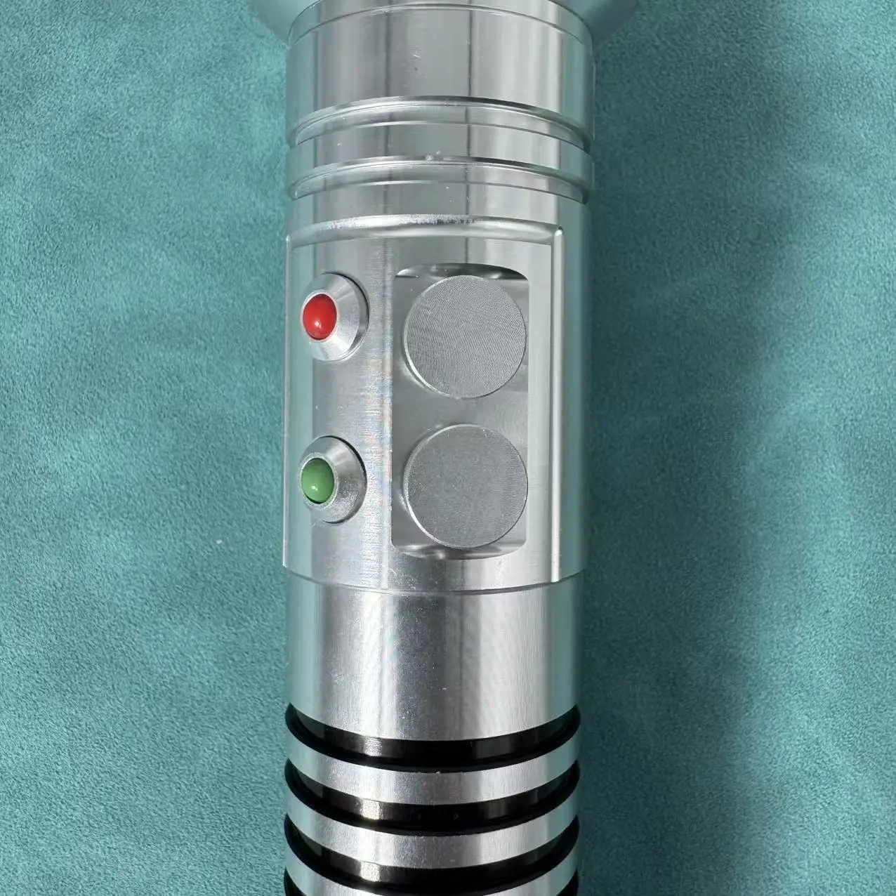 ليتسبر الثقيلة المبارزة بكسل المعادن هيلت ألوان لا نهائية الخطوط الصوتية تغيير السيوف الليزر تأثيري لعب الاطفال