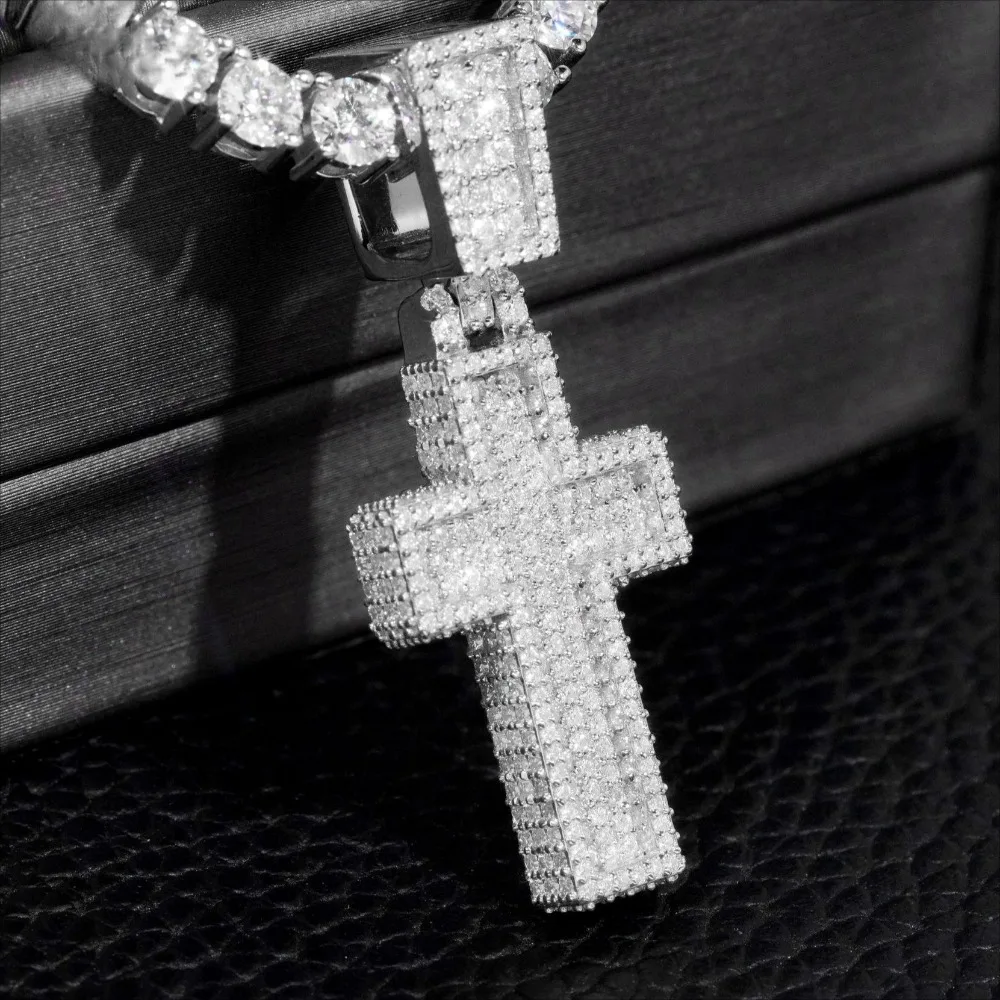 

Подвеска-крест с муассанитом цвета D, стерлинговое серебро 925 пробы, ювелирные изделия в стиле хип-хоп, рок, теннисные подвески, подходит для цепи 4 мм, тестер пропускания