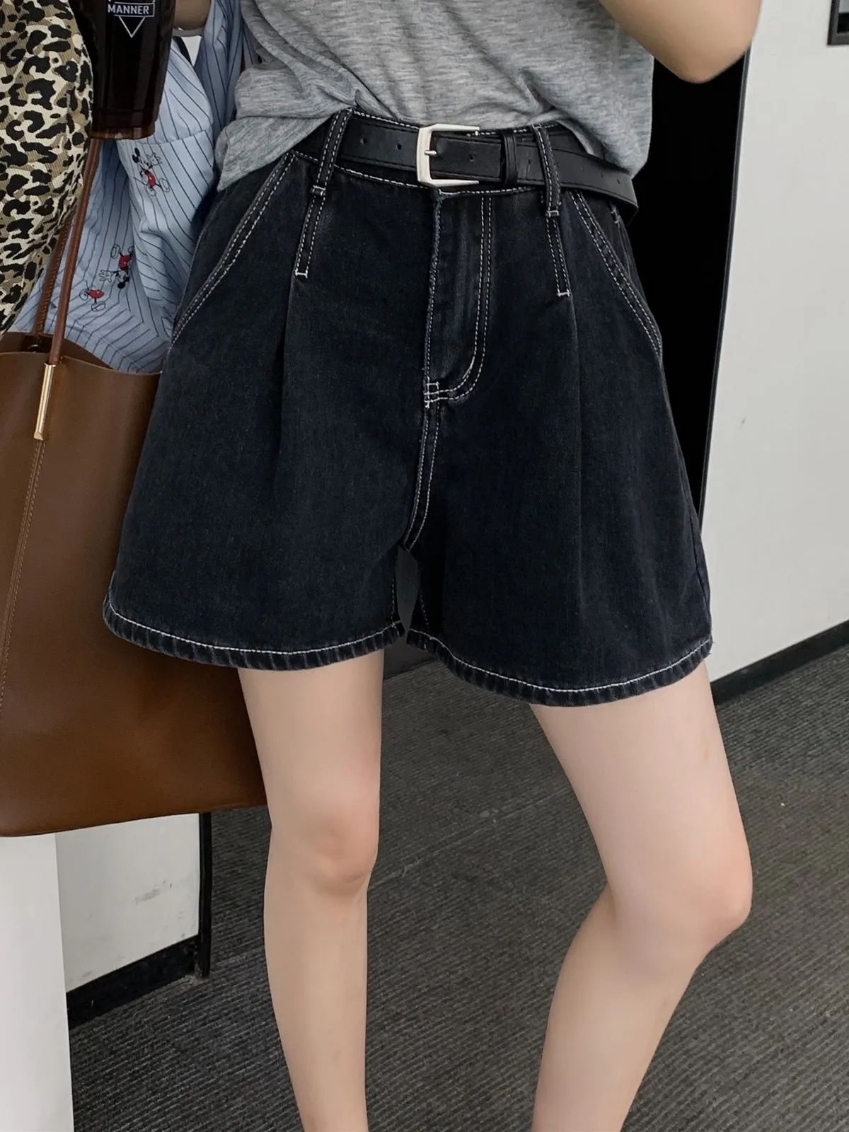 

ZHISILAO Black Wide Leg Mini Shorts Women Vintage High Waist Denim Shorts Summer 2024