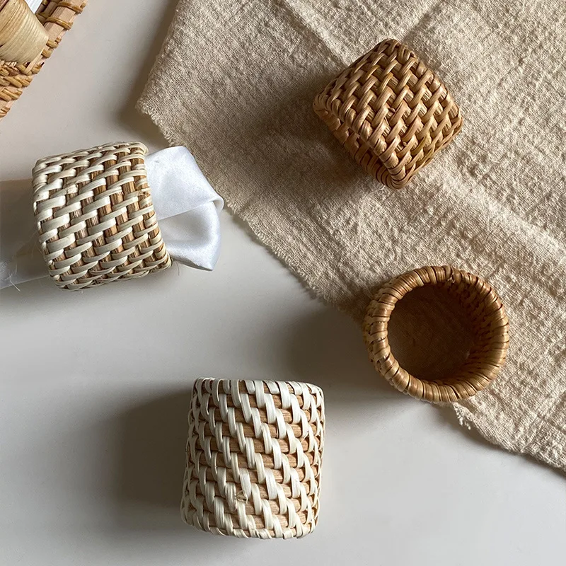 Hand‑woven Rattan Napkin Rings Natural Cane Serviette Buckle for Dinner Table Decoration Restaurant Wedding Party Table Decor