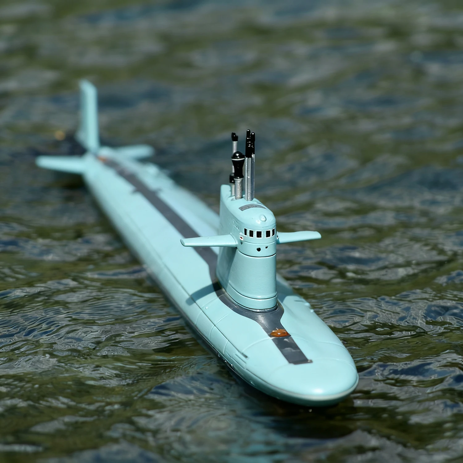 

1/100 RC Boat 98cm 091 Remote Controlled Nuclear Submarine Model with Runaway Protection RC Boat RTR Ship Toy Submarine Model