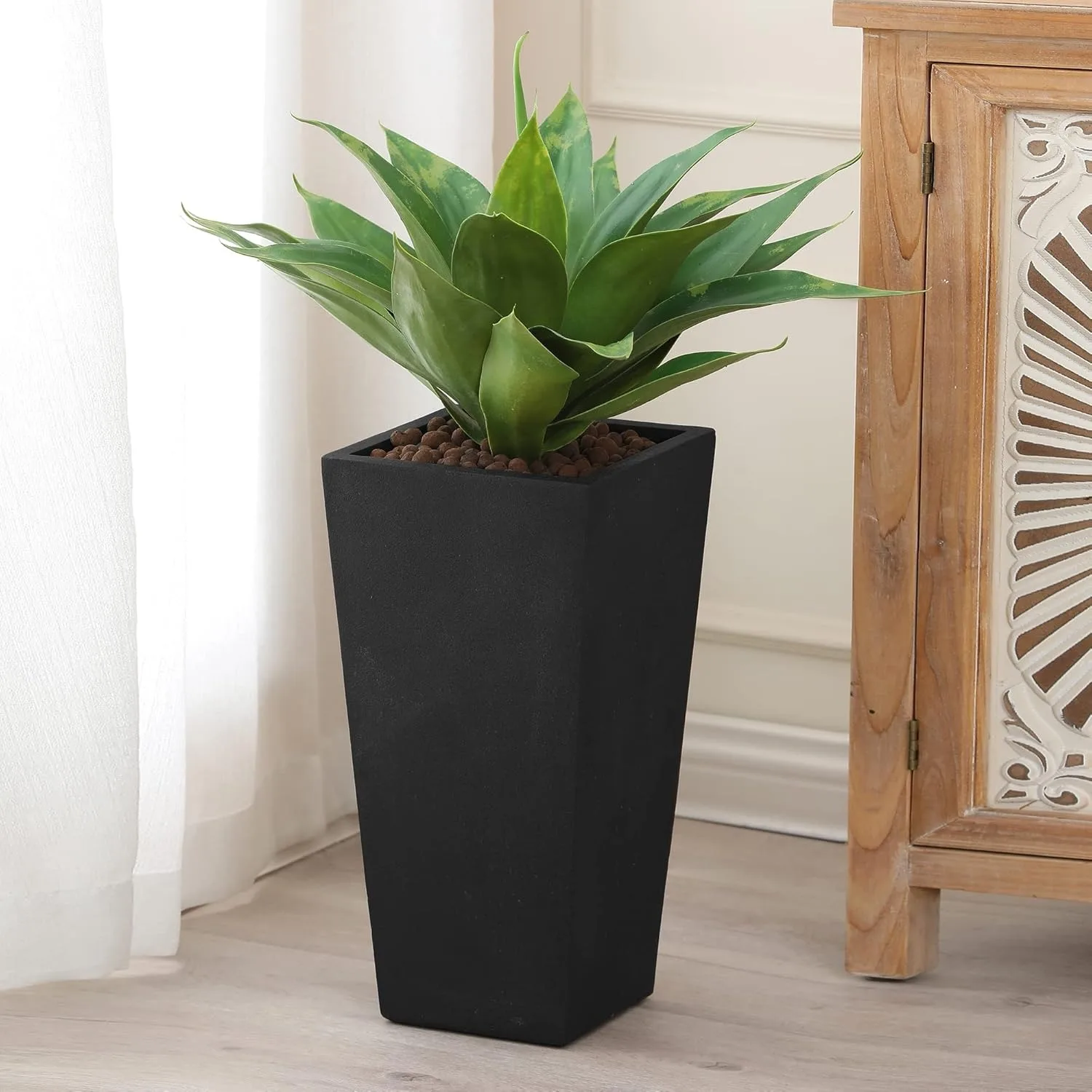 

Tall Planters for Indoor Plants,Tapered Black Planters for Outdoor Plants,18.5"Plant Pots Outdoor/Indoor,Flower Planter Pot