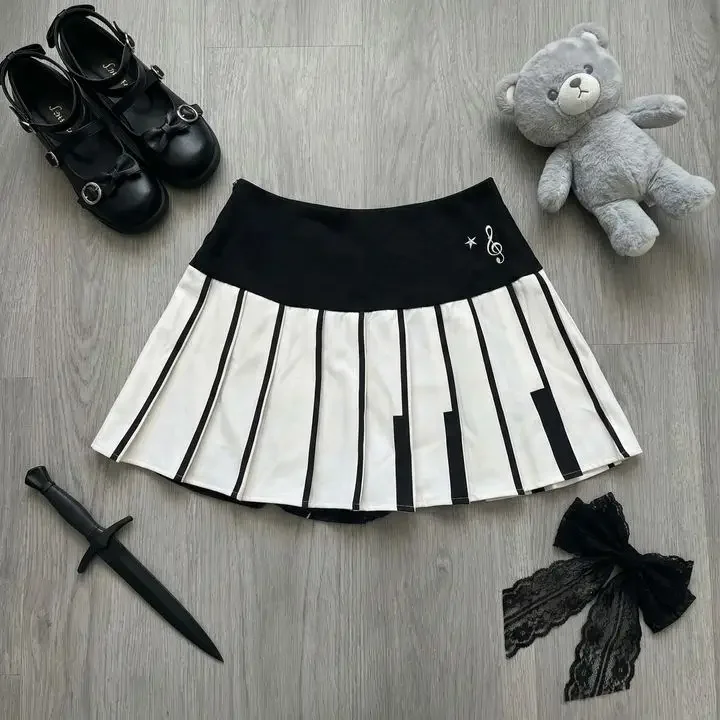 IMU Vintage Music Theme Pleated Mini Piano Skirt Women Piano Key Design High Waist A Line Black White Cute Anime Style Short Ski