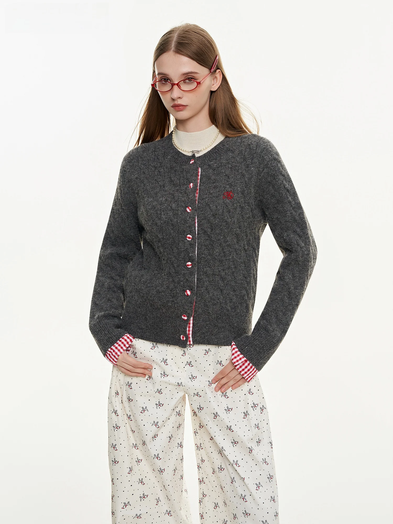 

MoodBerry American Retro Plaid Splicing Fake Two-Piece Sweater Coat Women's Autumn Winter round Ne Knitted Outerwear