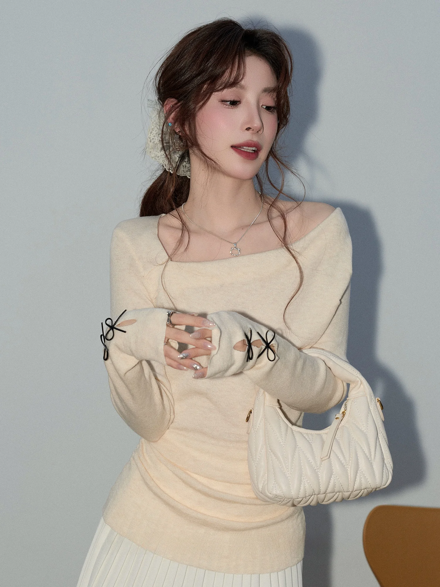 

Soft Sle Knitted Long Sve One oulder Top for Women Knot Decoration Slimming Spring New Arrival Faion Top