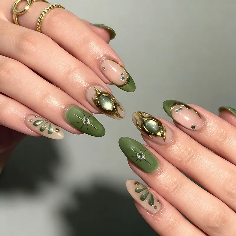 

24PCS Baroque Green French Stick on False Nails with Glue Golden Patterns Almond Fake Nails Retro Simple Star Wearable Nail Tips