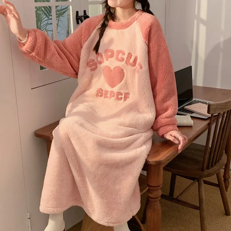 Plus Size 5XL Flannel Female Nightgown Sleepwear Thicken Coral Fleece Loungewear Autumn Winter Flannel Warm Home Dressing Gown