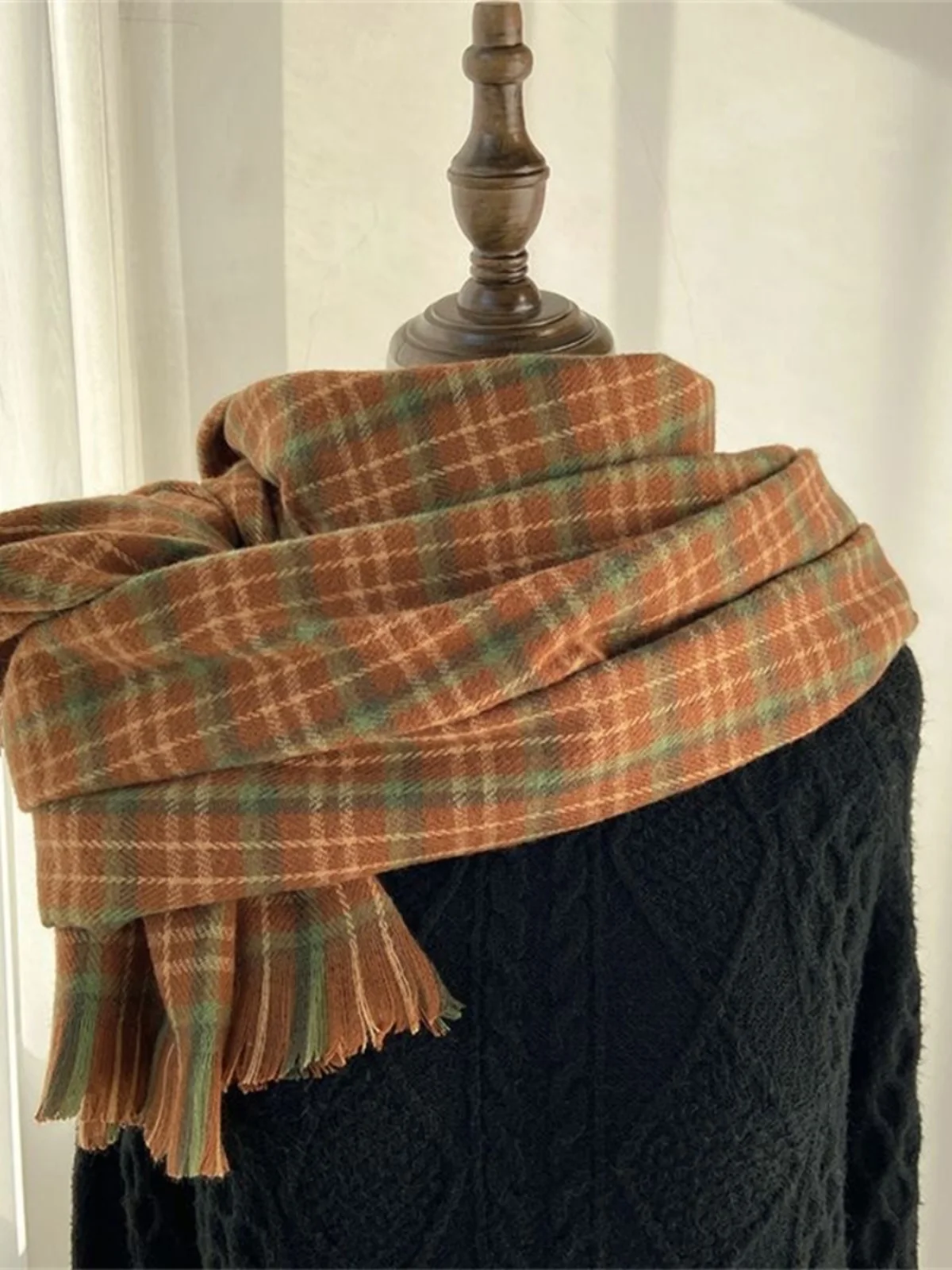 

Теплый мягкий клетчатый шарф с кисточками, корейский прямоугольный женский зимний теплый модный молодежный полиэстер, три винилового волокна