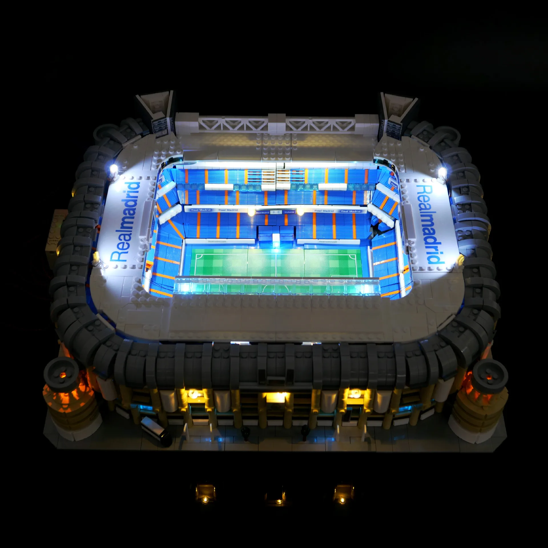 Conjunto de iluminação LED adequado para LEGO Real Madrid Santiago Bernabéu Stadium 10299 Blocos de construção Brinquedos de lâmpada DIY (sem tijolos de modelo)