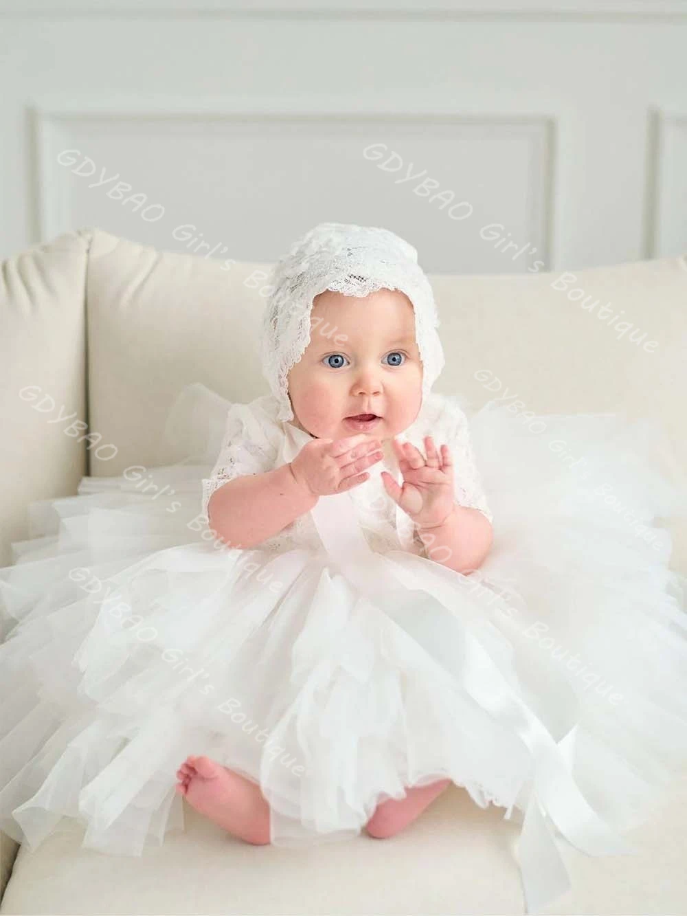 Doopjurk voor babymeisjes met lint 2-delig Tule met ruches Doopjurk Kanten motorkap Aangepaste baby's Bruiloft Bloemenmeisjes