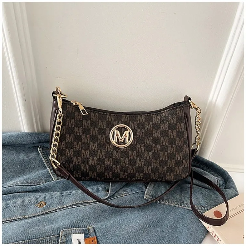 

Изящная гладкая большая сумка для офиса, поездки на работу, деловая поездка, новая модель 2025 года, стильная, изысканная, гламурная, вневременная, универсальная, практичная